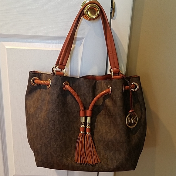 Like new Michael Kors bag, brown - Picture 2 of 8
